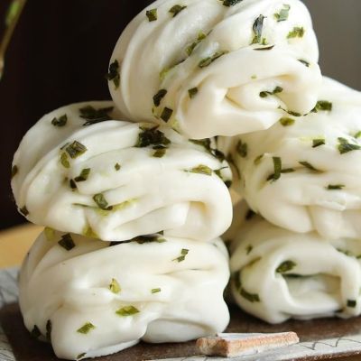 Hong Kong-Style Sausage Buns  6pcs