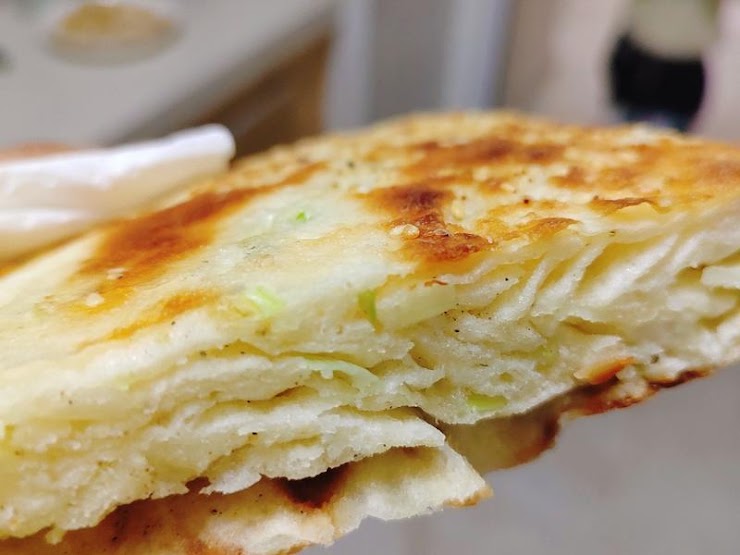 Handmade scallion leavened flatbread 2pcs