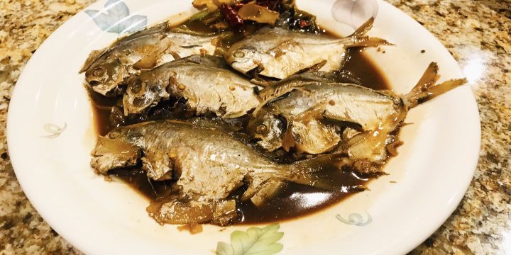 秘鲁生姜红烧银鲳鱼 Braised Silver Pomfret with Peru Organic Ginger